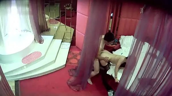 -眼镜哥啪啪身材超棒的长腿黑丝美女