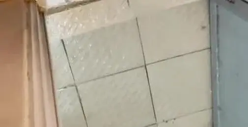 本来想去洗澡 没忍住在又来了一炮