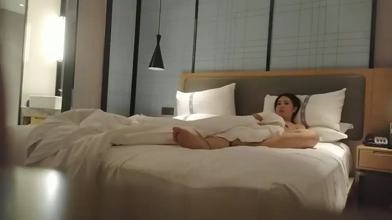 2800网约外围大圈女神 杏眼含情狐媚妖娆 小智寻花 娇喘阵阵销魂让人飘飘欲仙