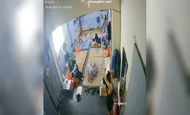 黑客破解攝像頭偷拍 多場合家庭宿舍廁所更衣洗澡(34)