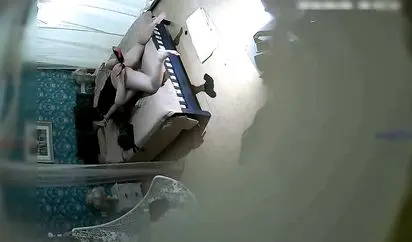 精品宾馆偷拍性感漂亮的长裙高跟美女白领性欲难耐进屋就拿男友鸡鸡舔 内射一次后又坐在鸡巴上摇射一次