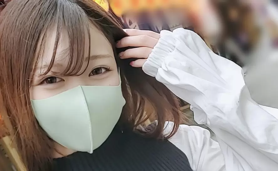 Gカップ坂道系美少女の敏感体にたっぷり中出し