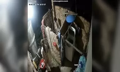 黑客破解攝像頭偷拍 多場合家庭宿舍廁所更衣洗澡(18)