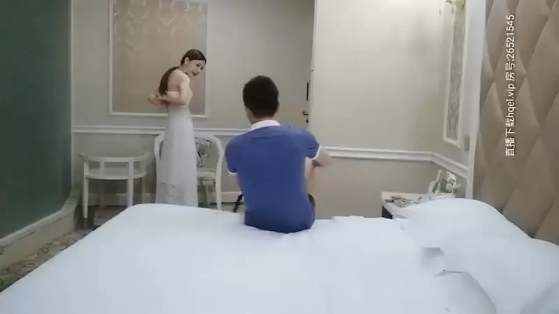 会所顶级红牌女神服务 这年头居然还有全套服务的会所太难得了 还是个大眼睛顶级红牌女神服务 居然还有莞式服务