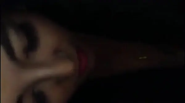 95年爆乳女神平面模特李X熙与土豪偷情说鸡巴很大啊 都塞不住了 用力啊 是不是很多水