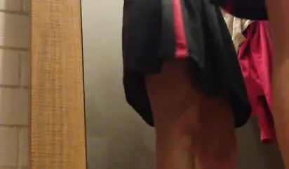 内衣店试衣间安装摄像头偷拍漂亮女顾客换内衣高清版