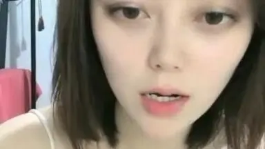 黄瓜小姐顔值不错短发妹子刮毛自慰 全裸大黑牛震动翘起屁股自摸