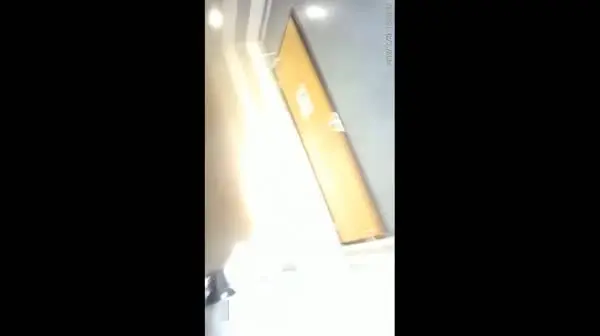 大陆近期蛮火的精品盗录 黑丝OL制服美女尿尿 第一部