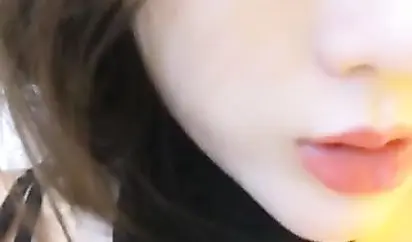 打飞机推荐极品高颜值网红美女主播收费房大尺度福利