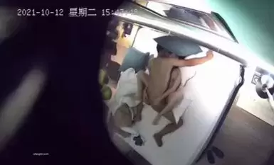 最新流出酒店 安防摄像头-近景高清偷拍眼镜美女与帅哥男友两天多次做爱