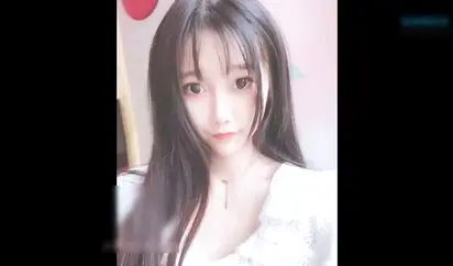 幼师专业的高颜值漂亮小美女学室友出来兼职援交赚外快 第一次就碰到位特别能干的客户 要求还多 都干哭了