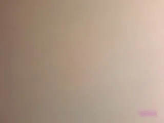 老哥中午不在家弄醒午睡的嫂子干她听她幸福的尖叫呻吟就知道她很久没这么爽过了