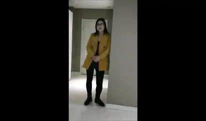 搞笑东北霸道哥约炮神器附近约战眼镜气质熟女高一腼腆女教师黑丝制服啪啪干的淫叫不止胡言乱语