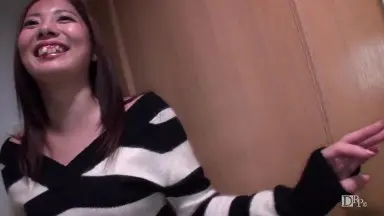 [111916-01] ひとり暮らしの女の子のお部屋拝見