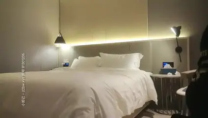 鸭哥上场约了个黑衣少妇啪啪