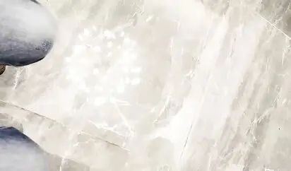 屌哥全国探花酒店嫖妓偷拍油哥出马约啪刚刮完逼毛白嫩美乳兼职美眉各种AV姿势干