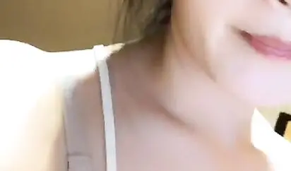 高颜值新人36D美乳妹子自摸秀 大白美乳非常诱人自摸逼逼毛毛较多 很是诱惑喜欢不要错过