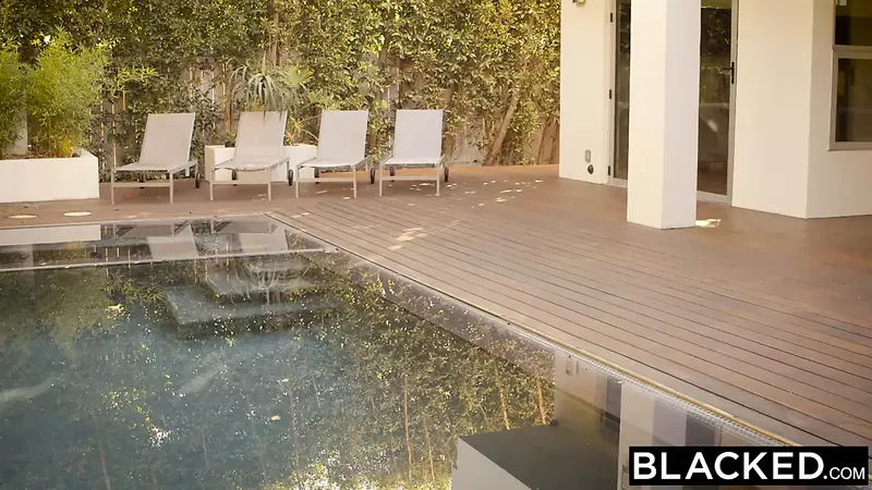 塗黑-Naomi 和 Karla 第一異族 三人行