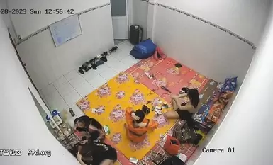 黑客破解攝像頭監控偷拍 緬北夜總會小姐宿舍私密生活一個房間居然住那麼多人