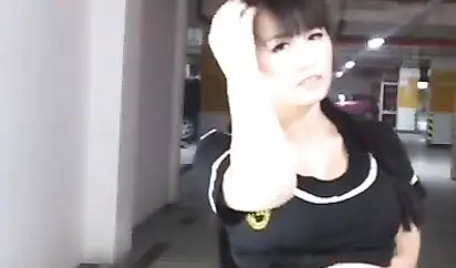 百变女神魅心地下停车场喷血表演足球宝贝女护士女杀手这时进来停车准被吓一跳