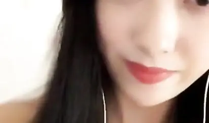 撸管推荐宅男女神笙笙收费房洗澡假阳具自慰看完要搞两瓶营养快线补补才行