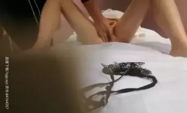 SPA私密养生馆偷拍 黑丝短裙翘臀美腿少妇 身材真是极品