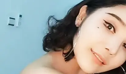 骚气网红脸妹子第二部逼逼抽烟自慰 性感情趣装道具猛插菊花呻吟娇喘 很是诱惑喜欢不要错过
